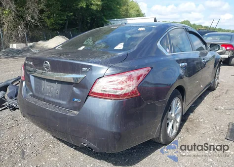 2013 Nissan Altima 2.5 Sv z USA, uszkodzony, nr VIN 1N4AL3AP0DN421028